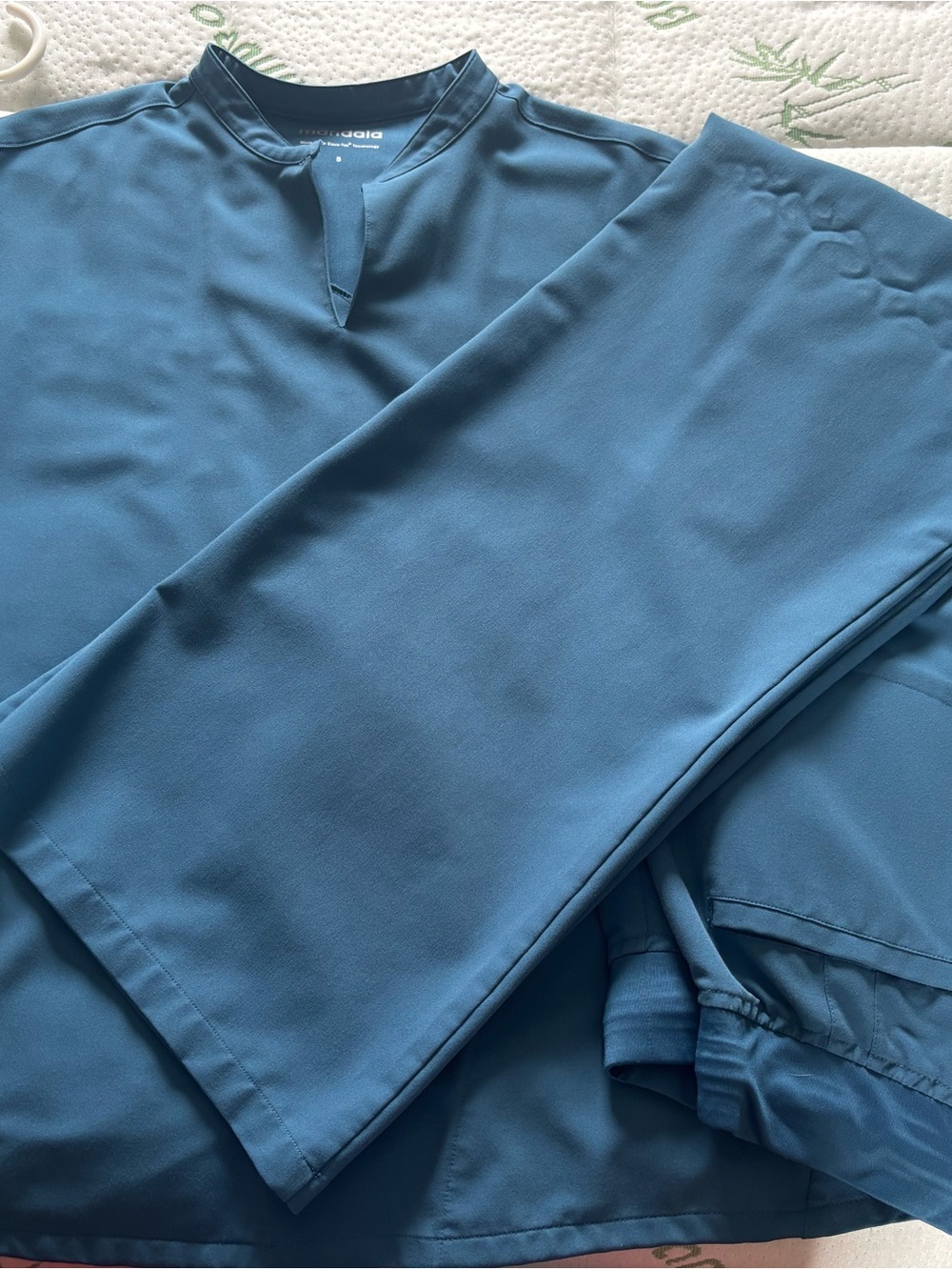 Blue mandala scrub set small top